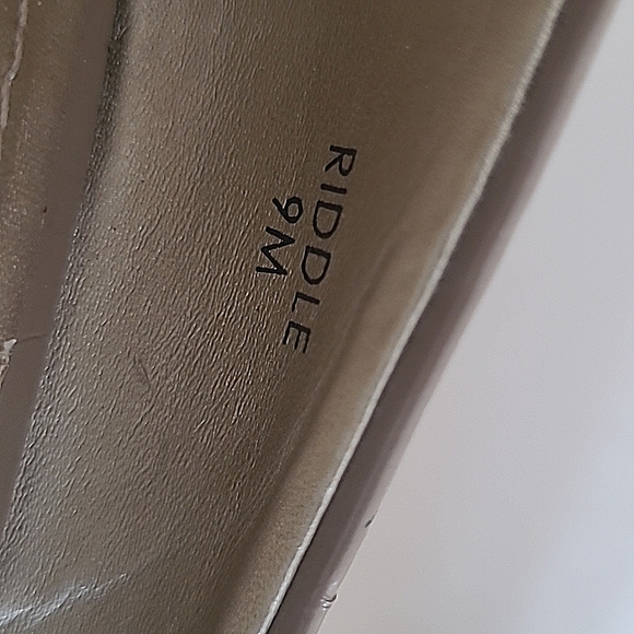 Tahari nude open toe 3" heel shoes size 9 - Picture 8 of 8